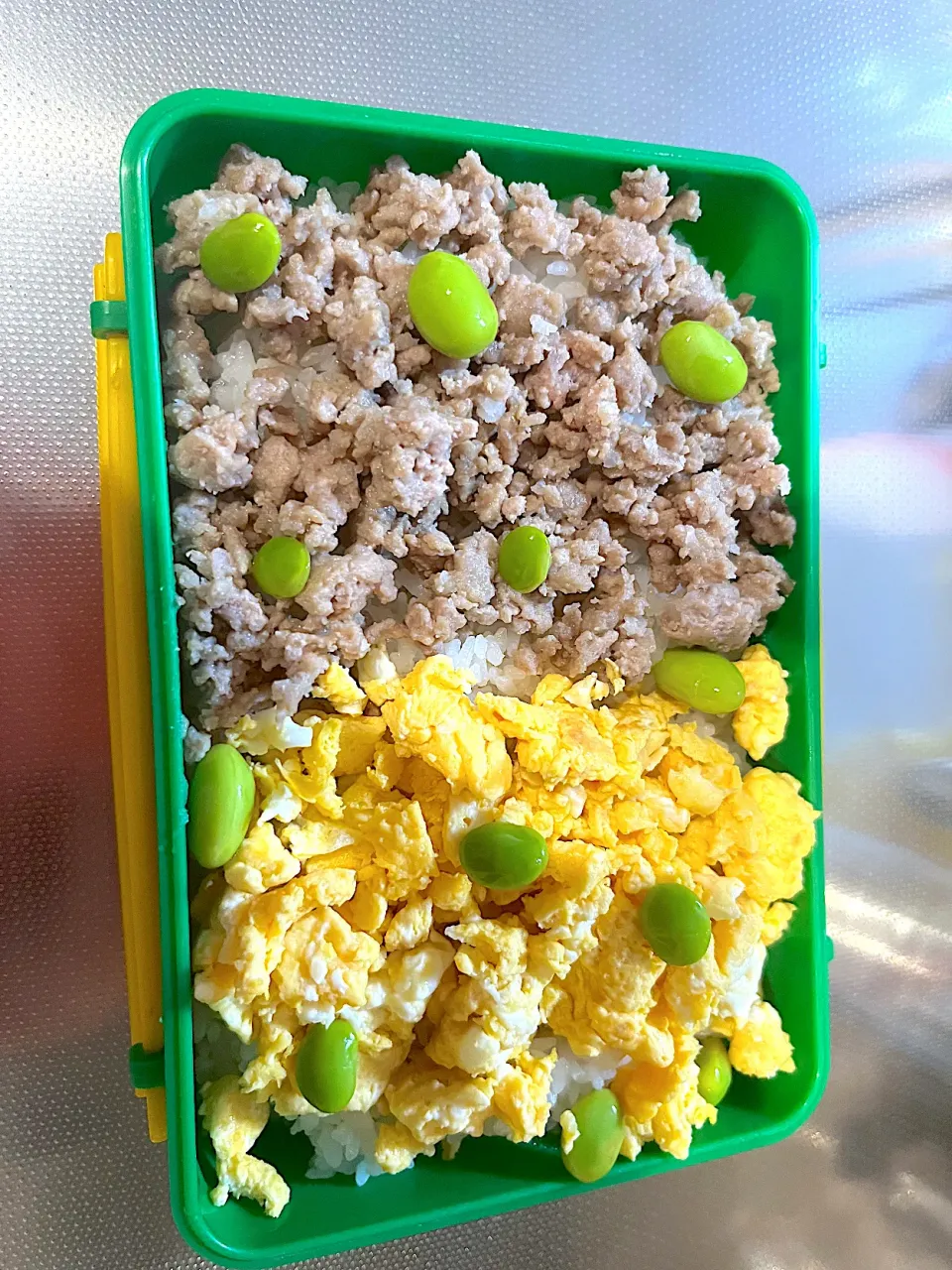 久々の愛妻弁当は2食そぼろ丼😊|モモ&ハーブmama🐰🐹🐢🐠❤️さん