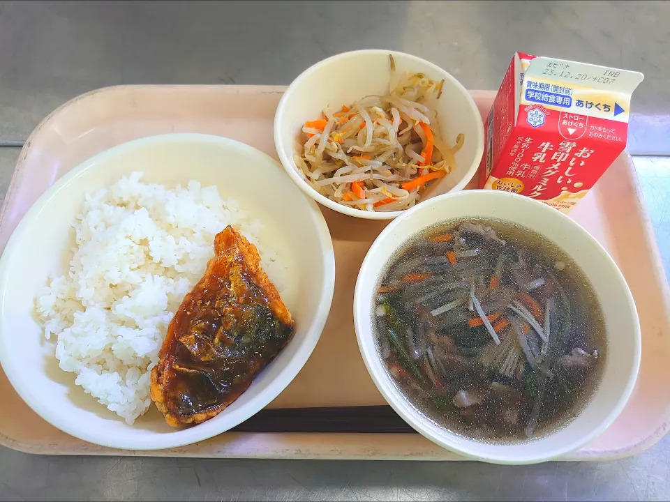 Snapdishの料理写真:今日の給食(12/8)|えっちゃんさん