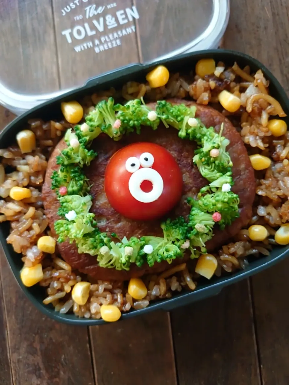 漢の…次女用🍱マルシンハンバーグ乗せそばめし弁当|ᵏᵒᵘさん