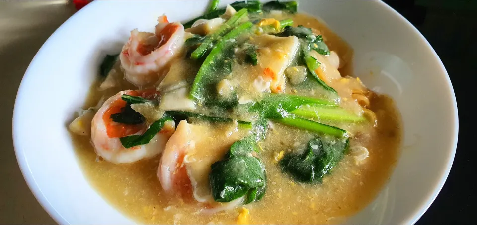 🦐Seafood Hor Fun 海鲜河粉🦐🐖🥚☘️🍴
Simple quick lunch😋|🌷lynnlicious🌷さん