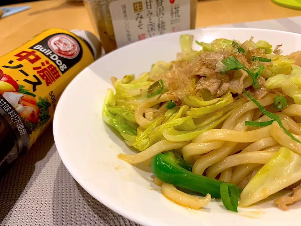 万能味ソース焼きうどん|喰いしんぼう豚さん