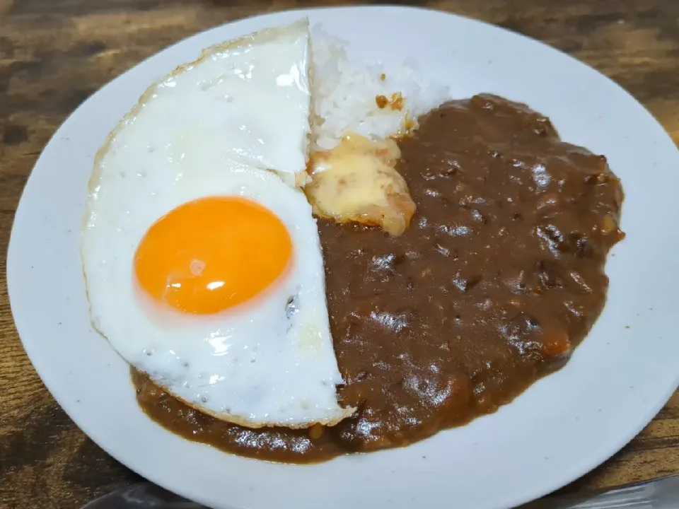 目玉焼きカレー|あすかさん