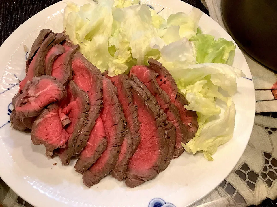 Snapdishの料理写真:ローストビーフ🥩😋|アライさんさん