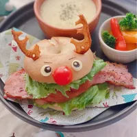 Snapdishの料理写真:トナカイBLTサンド|mikaさん