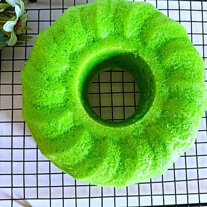 Snapdishの料理写真:pandan cake|Elinaさん