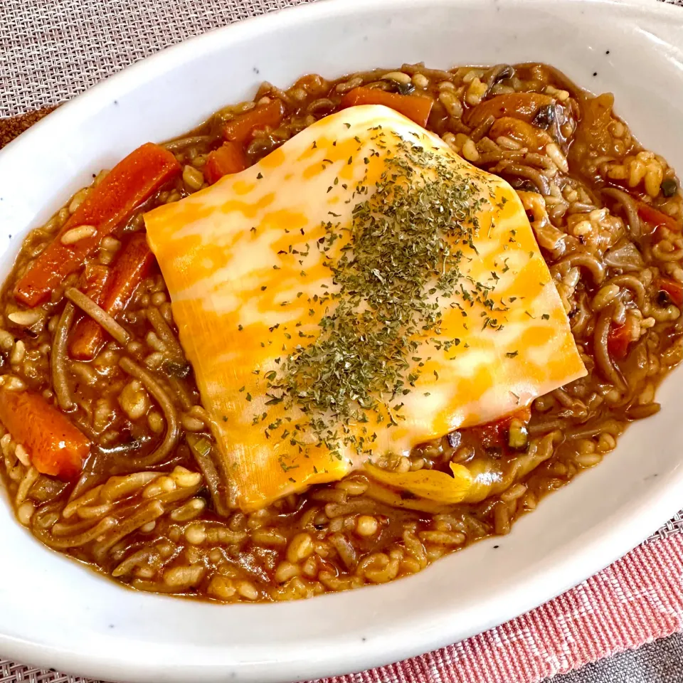 Snapdishの料理写真:味変カレー蕎麦 ちょい蕎麦入り🍛|Jean Nobyさん