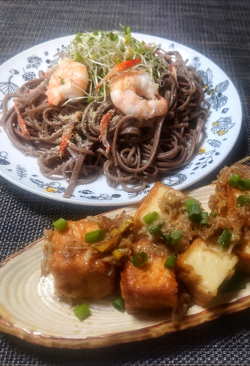 海老えび蕎麦ペペロンチーノ
しらすチーズのまみれ厚揚げ|マギーさん