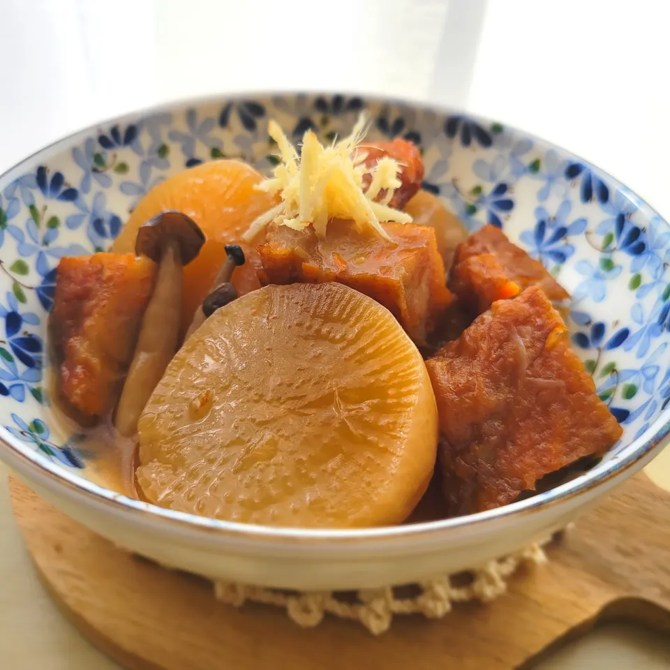 煮物は一晩寝かせて✨

平凡な煮物で充分幸せ|みるくここあさん