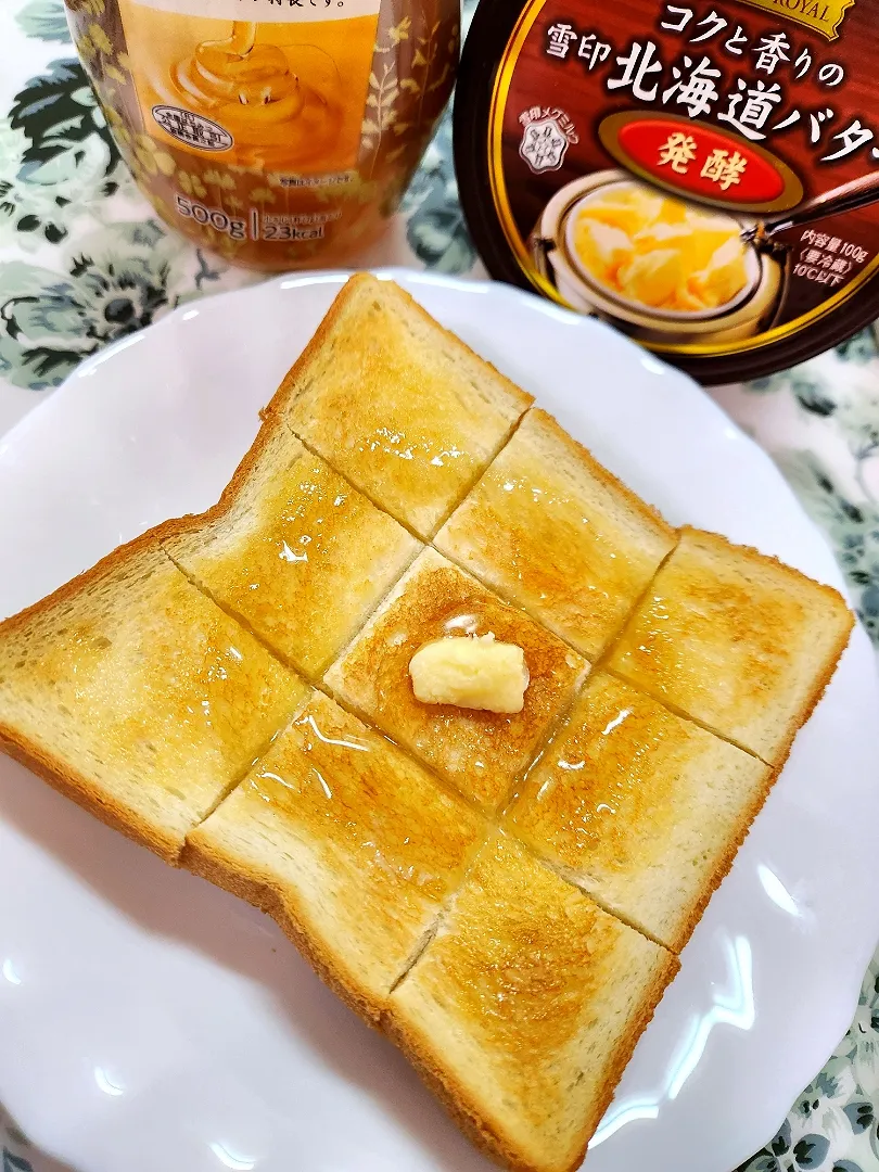 🔷日曜日の🍞トースト🍯🔷|@きなこさん