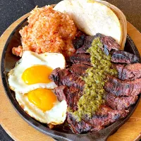 Skirt Steak and Eggs with Spanish Rice and Tortillas|acctさん