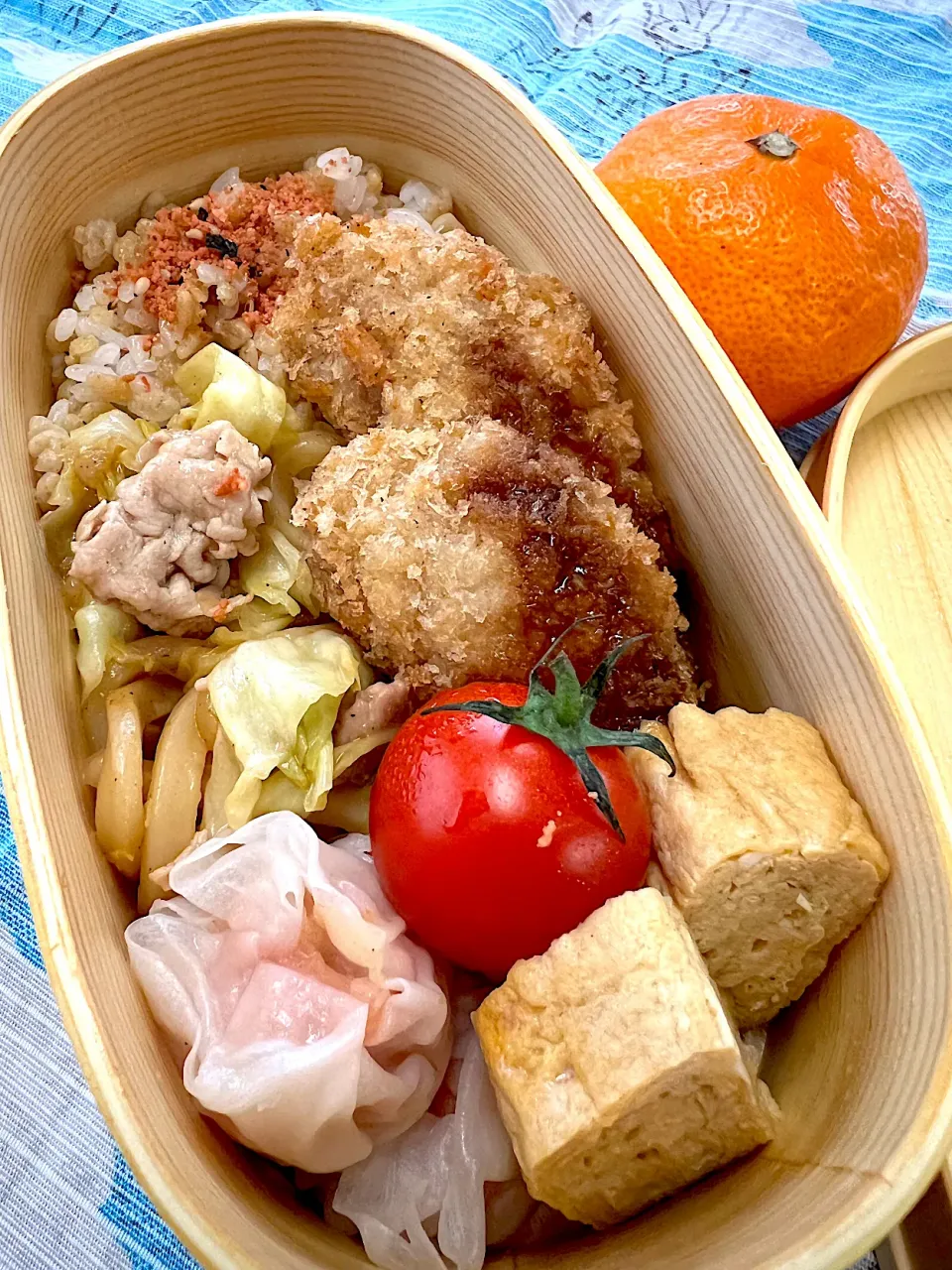 Snapdishの料理写真:今日の弁当　みかん付き|あささん