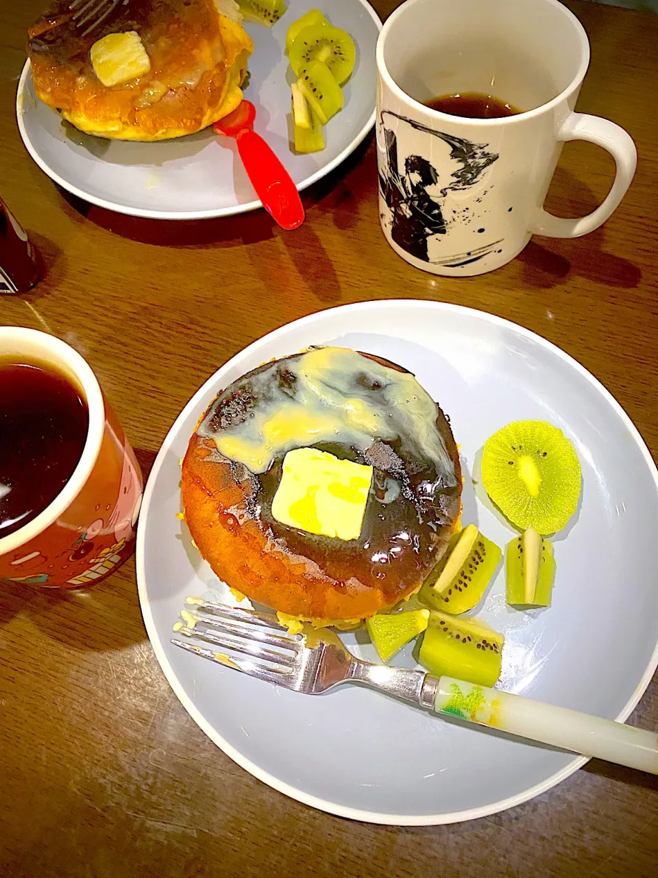 Snapdishの料理写真:厚焼きパンケーキ🥞　ミルクジャム　キウイ　コーヒー|ch＊K*∀o(^^*)♪さん