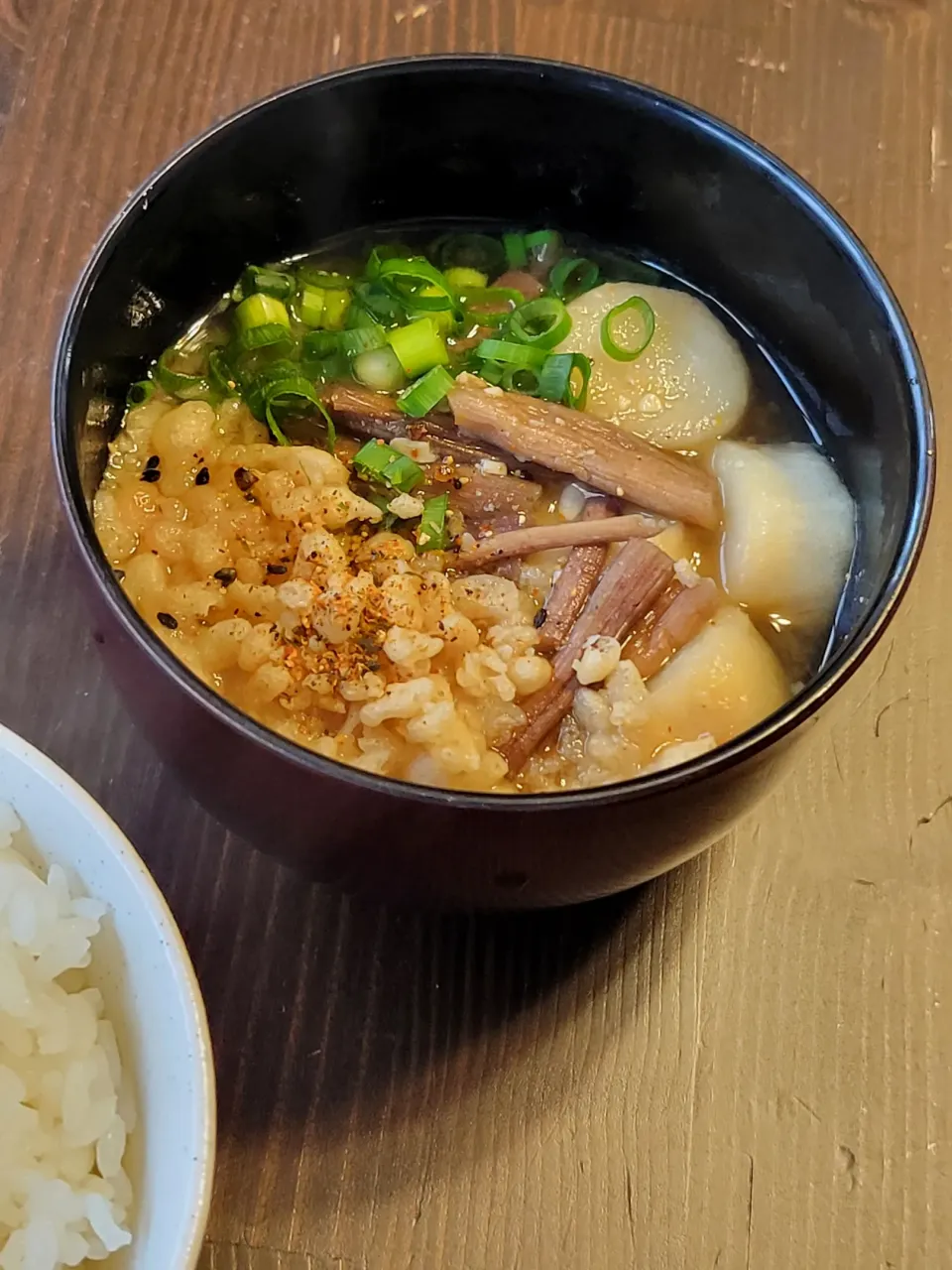 ズイキとてんかすのお味噌汁|あんさん