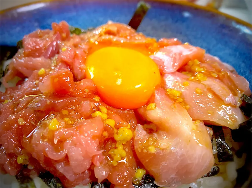 宮城県産生目鉢鮪中落ちすき身丼|やまひろさん