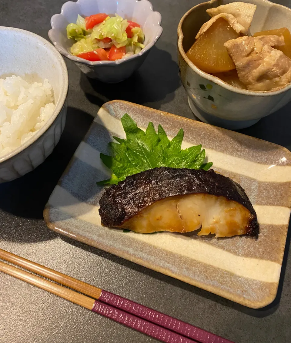 銀だらの西京焼き　豚バラ大根煮|ちぐあささん