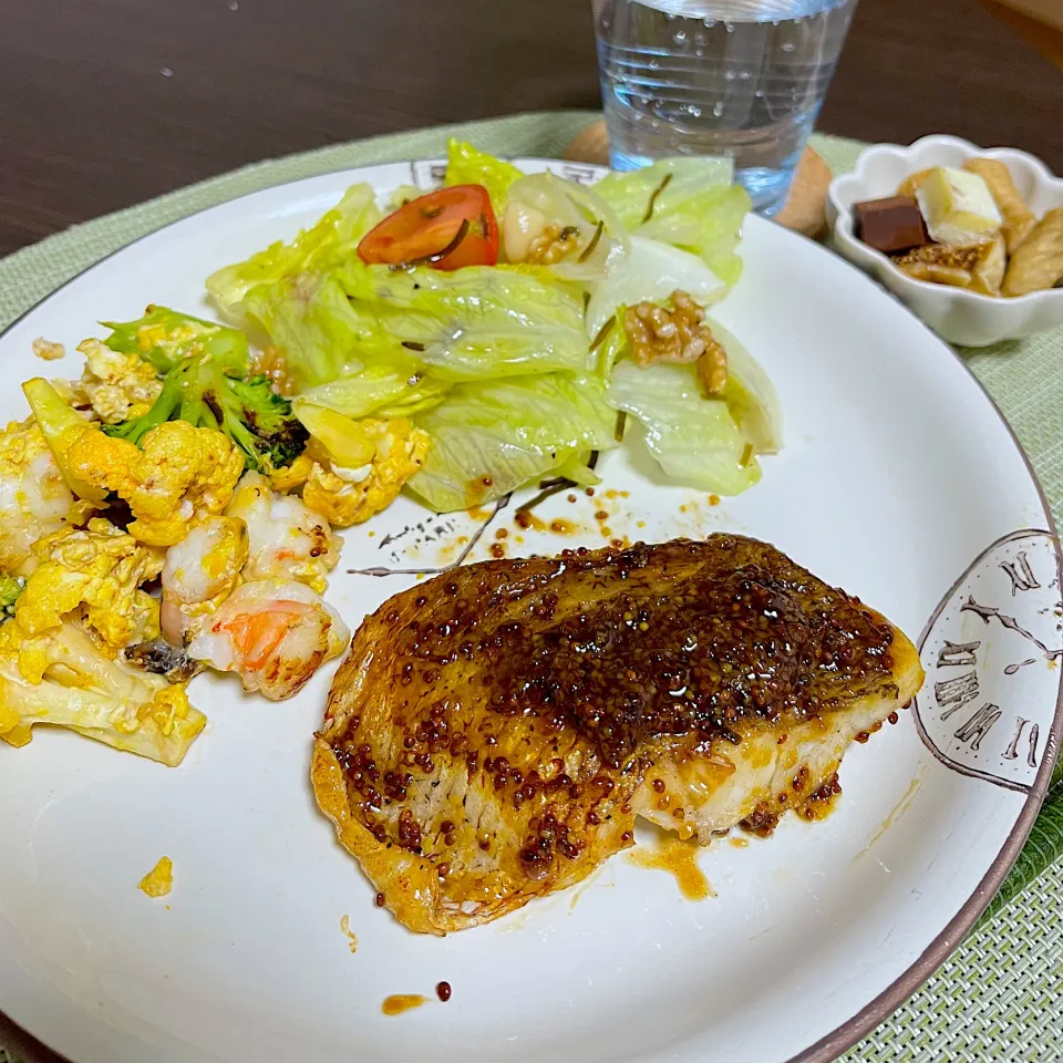 Snapdishの料理写真:12/13晩ご飯：鯛のハニマスソテー|ななみんさん