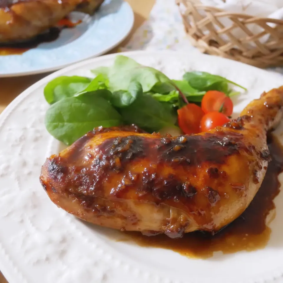 焦がしにんにくしょうゆのローストチキン|ともさん