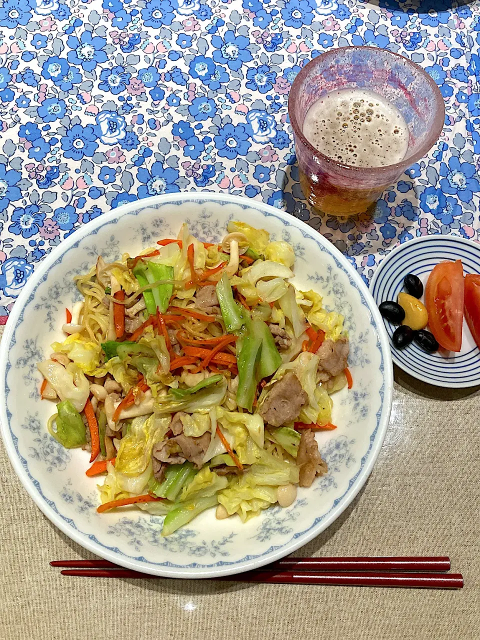 Snapdishの料理写真:ノンアルと塩焼きそば|おしゃべり献立さん