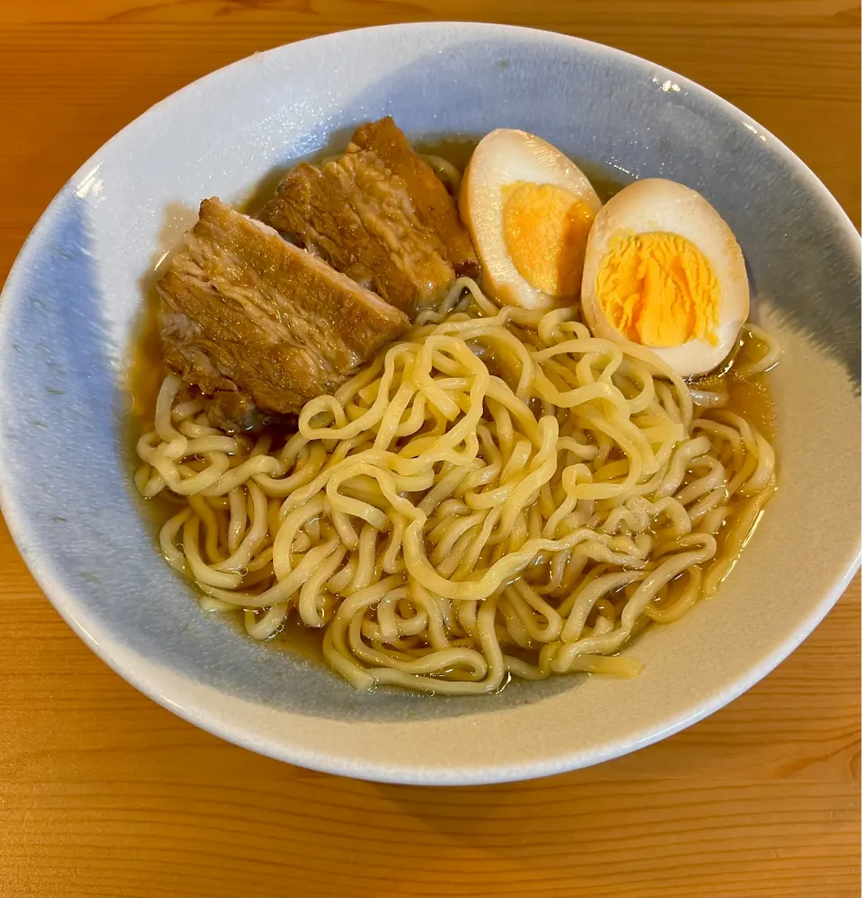 Snapdishの料理写真:残り物の煮豚でラーメン|えりママさん