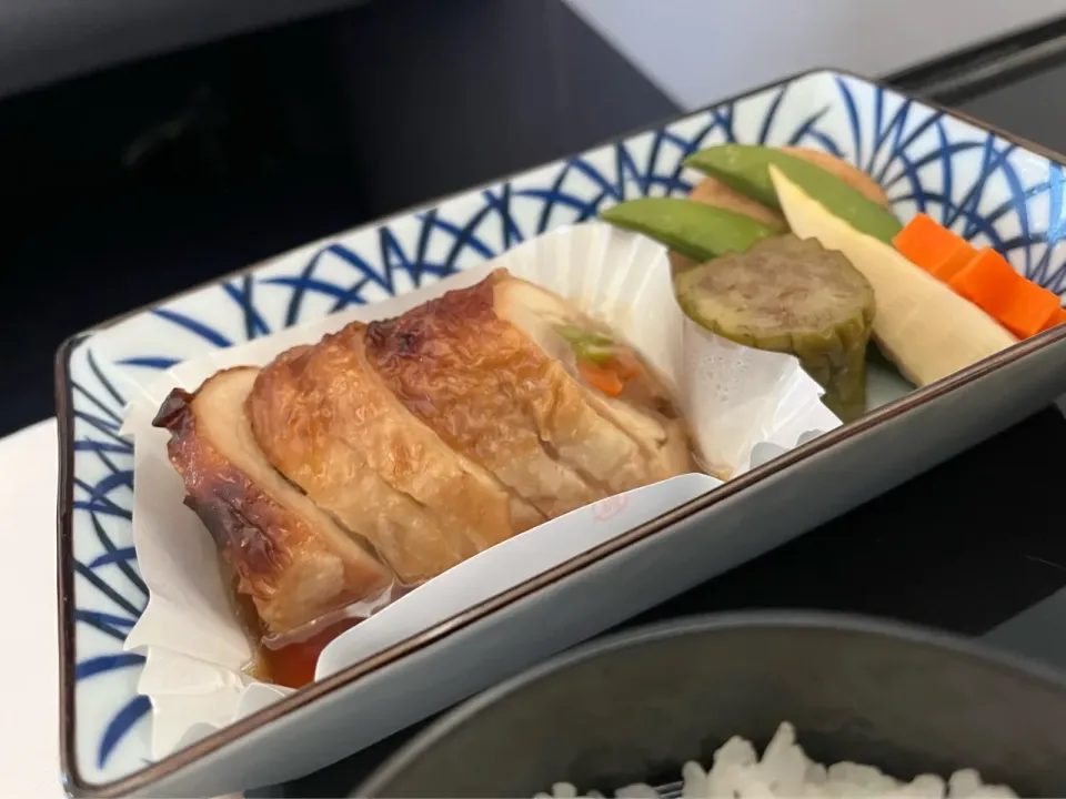 10月のバンコクから羽田の全日空のビジネスクラスの昼食美味しかった🥪|Mikoshiba Kazutoshiさん