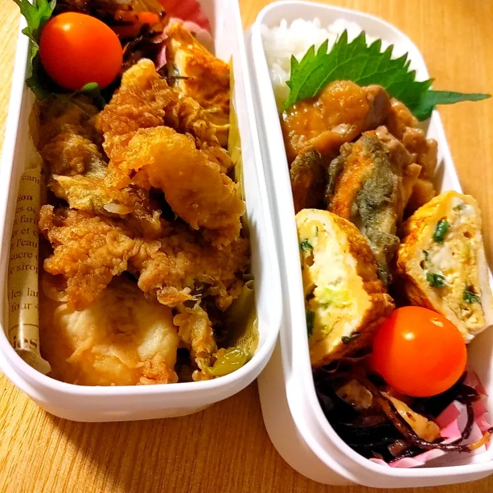 Snapdishの料理写真:息子と私弁当\⁠(⁠ϋ⁠)⁠/⁠♩／照り焼きチキン／ひじきの煮物／ネギチーズ入り卵焼き／磯部揚げ／私はまかないの天丼の天／+白米と具沢山お味噌汁|チョコさん