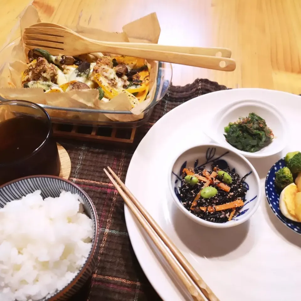 チマチマな夕飯🌃🍴|みきやんさん