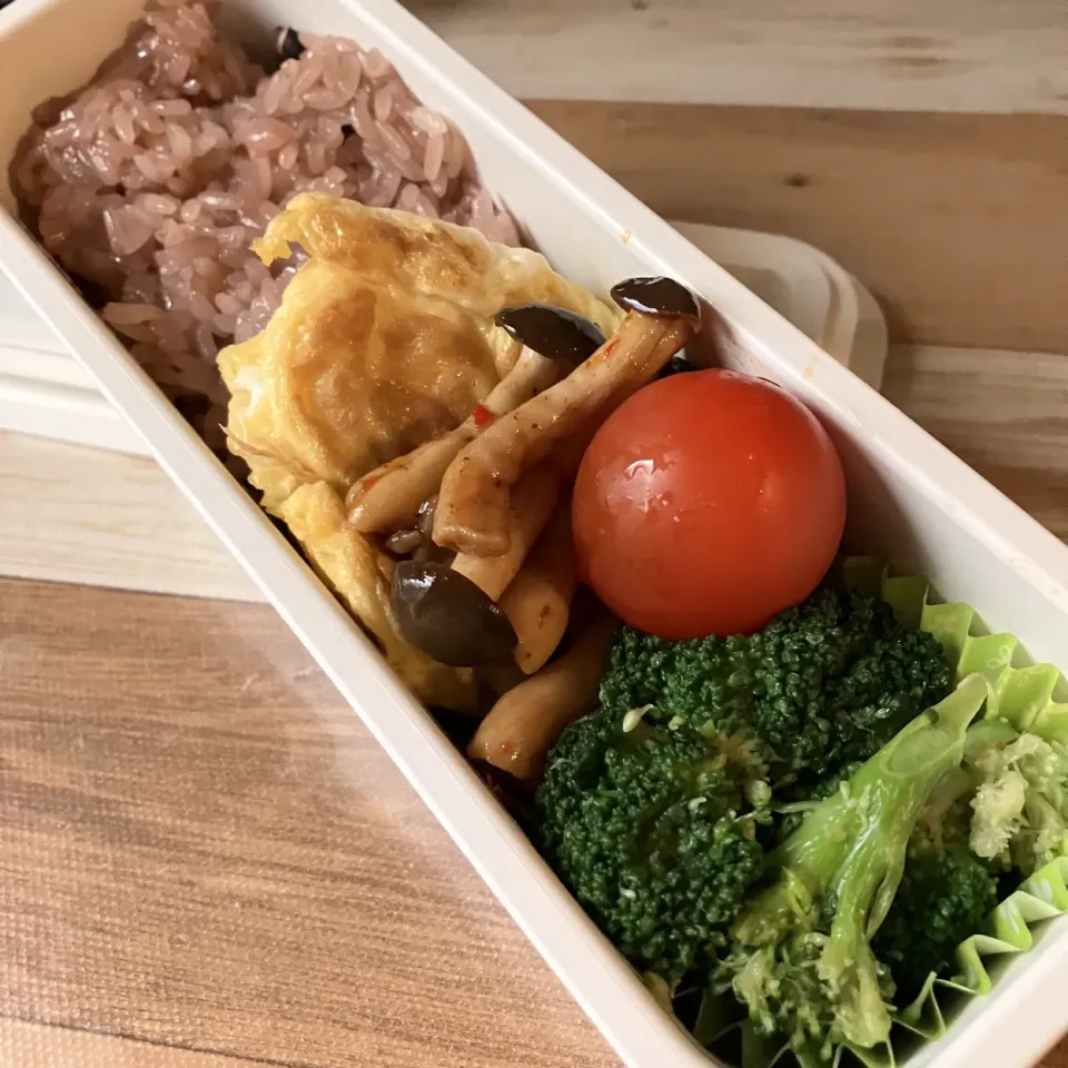 Snapdishの料理写真:赤飯弁当|はるさん