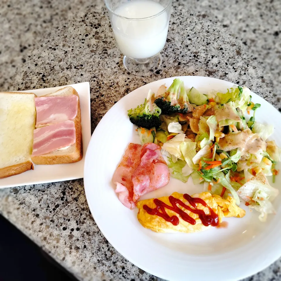 休日の朝食♪|樋山さん