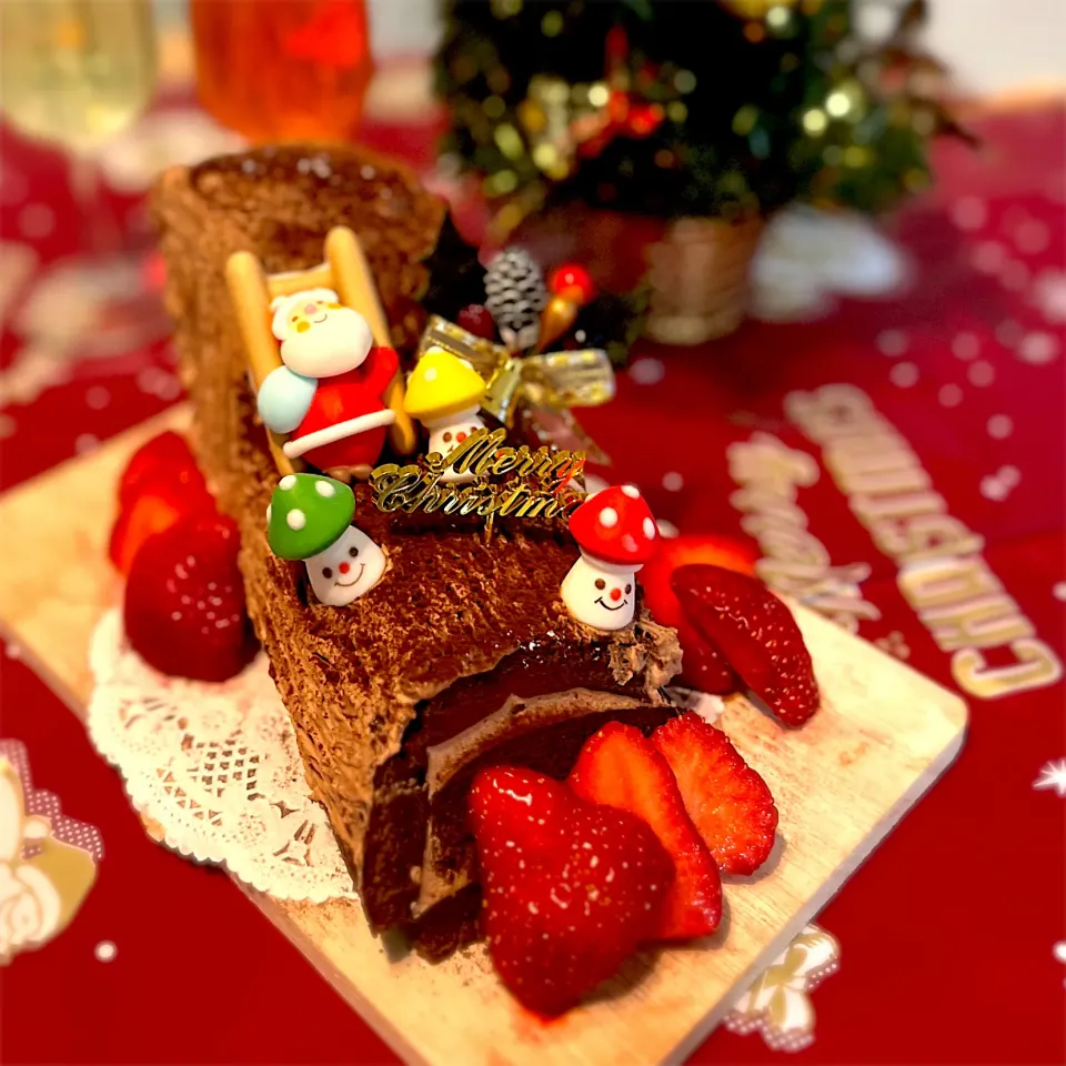 Snapdishの料理写真:ブッシュドノエル🎄|まっふぃーさん