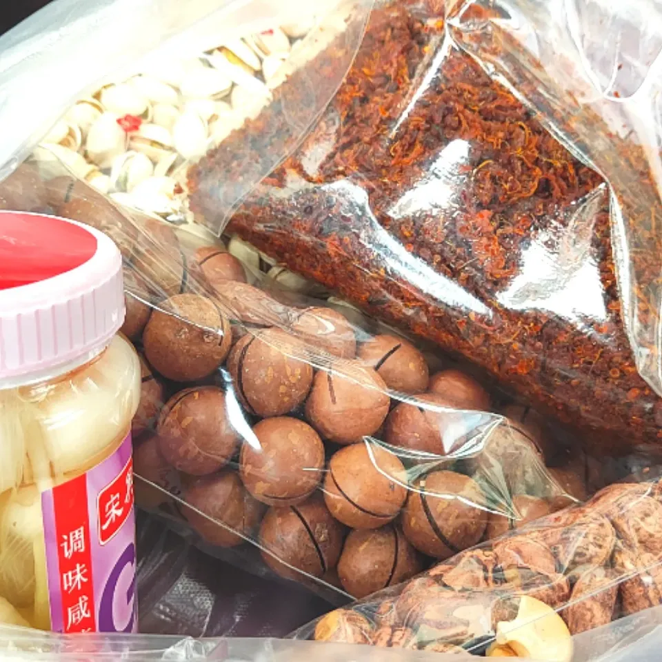 Snacks
- Serunding Daging
- Macadamia Nuts
- Pistachio Nuts
- Cashew Nut
- Garlic Pickles|simatasepetさん