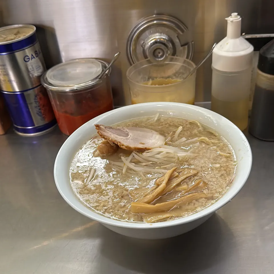 Snapdishの料理写真:ラーメン|Hajime Sakaiさん