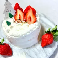 Snapdishの料理写真:あまおうでクリスマスケーキ🍰|M.Mさん