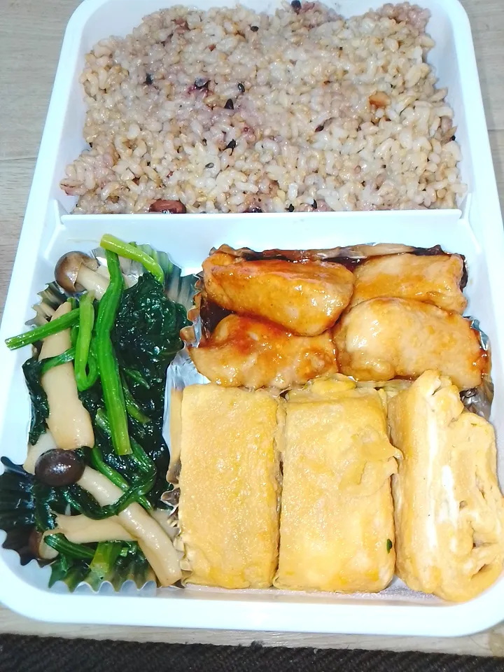 Snapdishの料理写真:手作り弁当|俊一さん