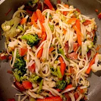 Snapdishの料理写真:stir fry|Karie Garguiloさん