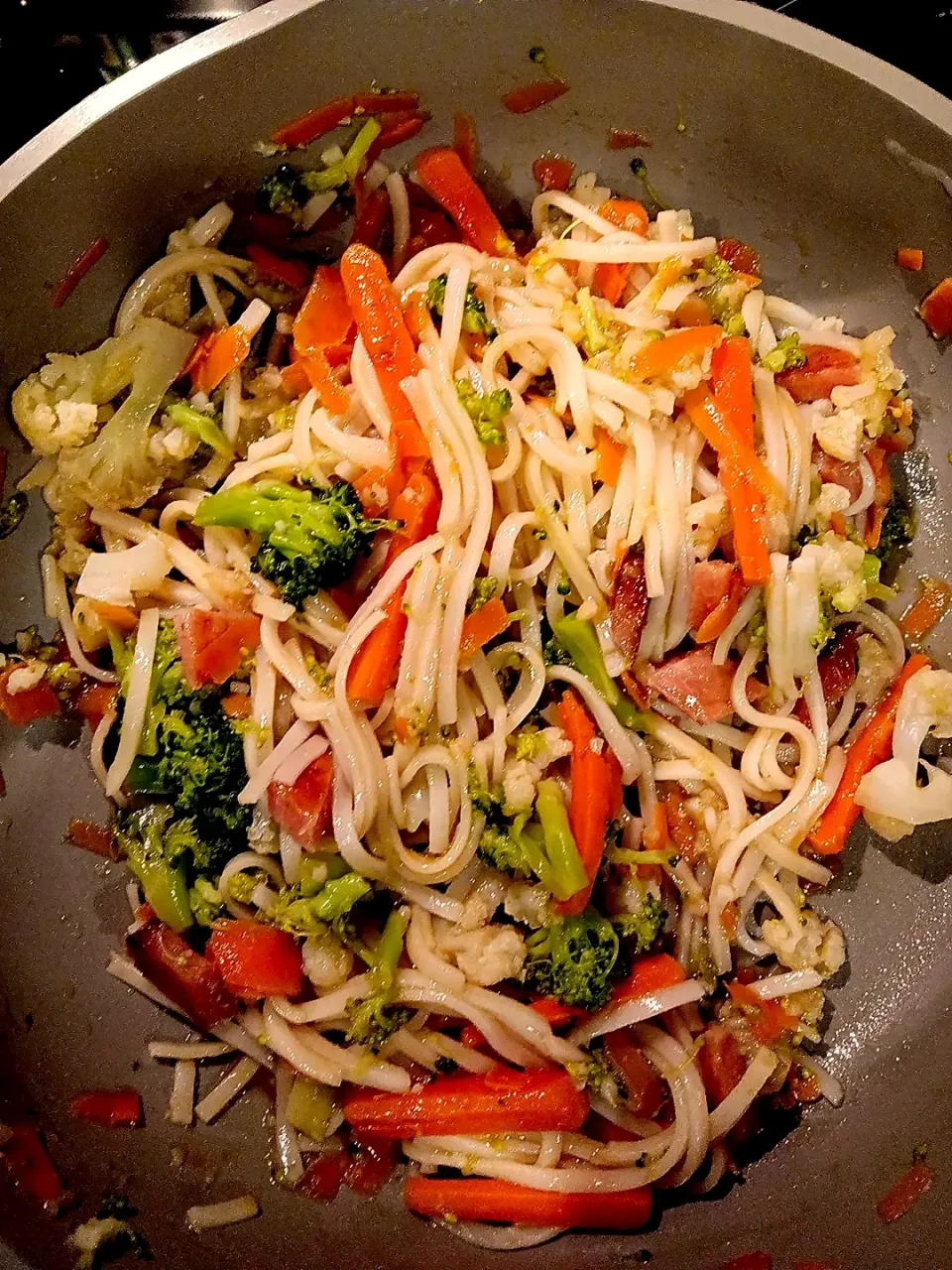 Snapdishの料理写真:stir fry|Karie Garguiloさん