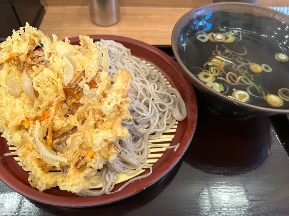 Snapdishの料理写真:つけ天そば大盛|buhizouさん