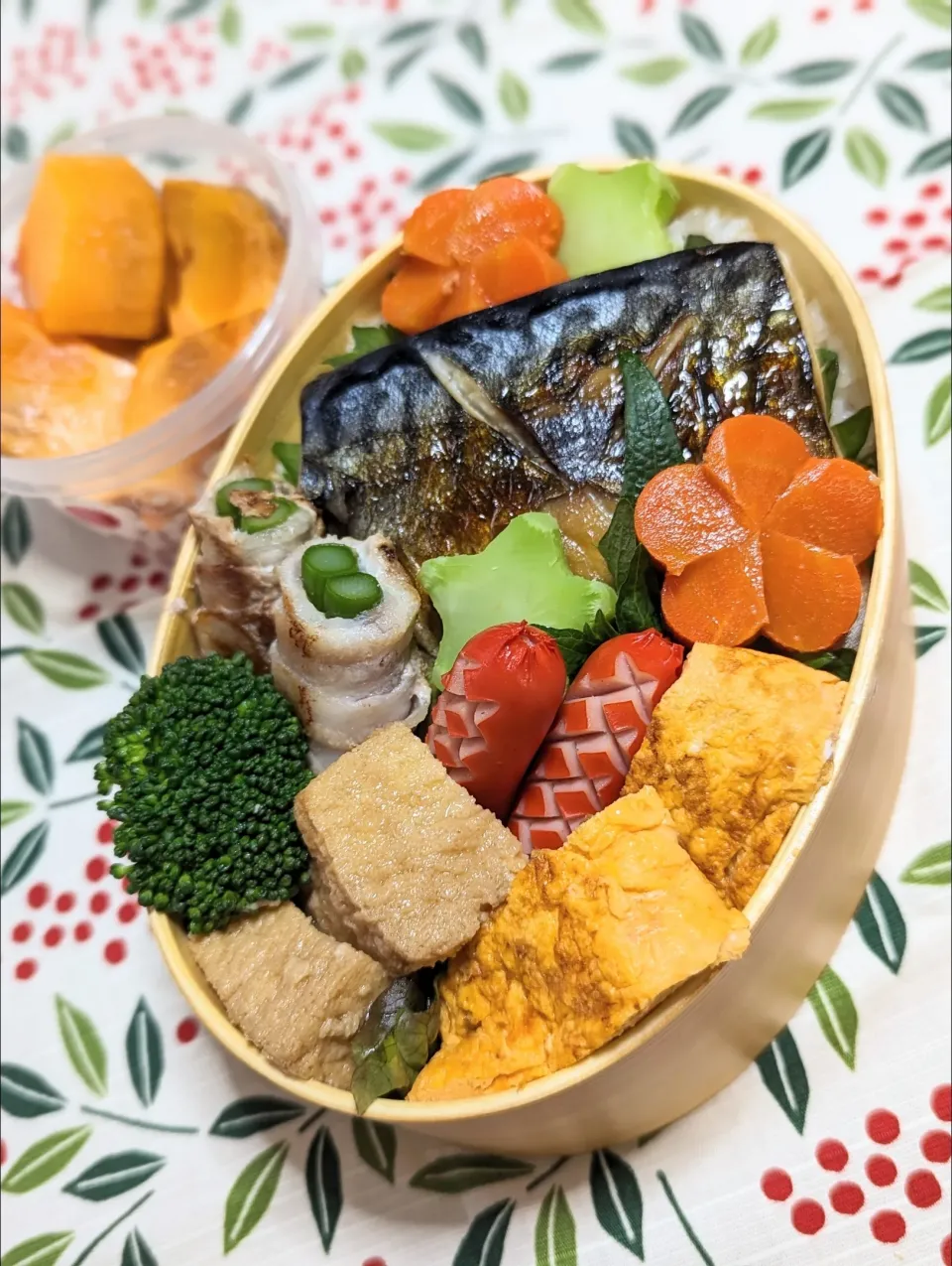 Snapdishの料理写真:本日のお弁当〜焼き魚弁当〜|f.1125beさん