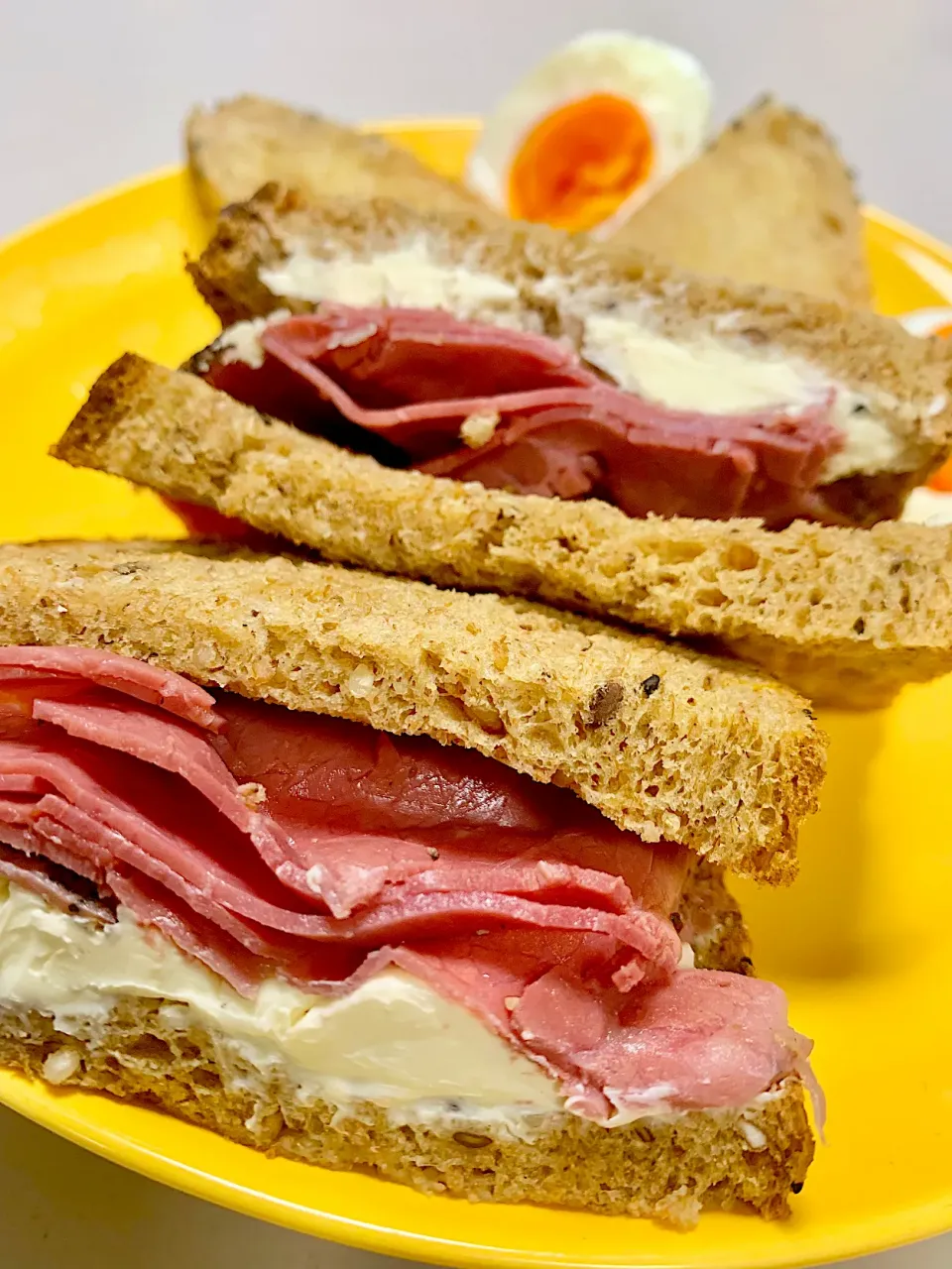 Pastrami & Cream Cheese on Rye|gonbenさん