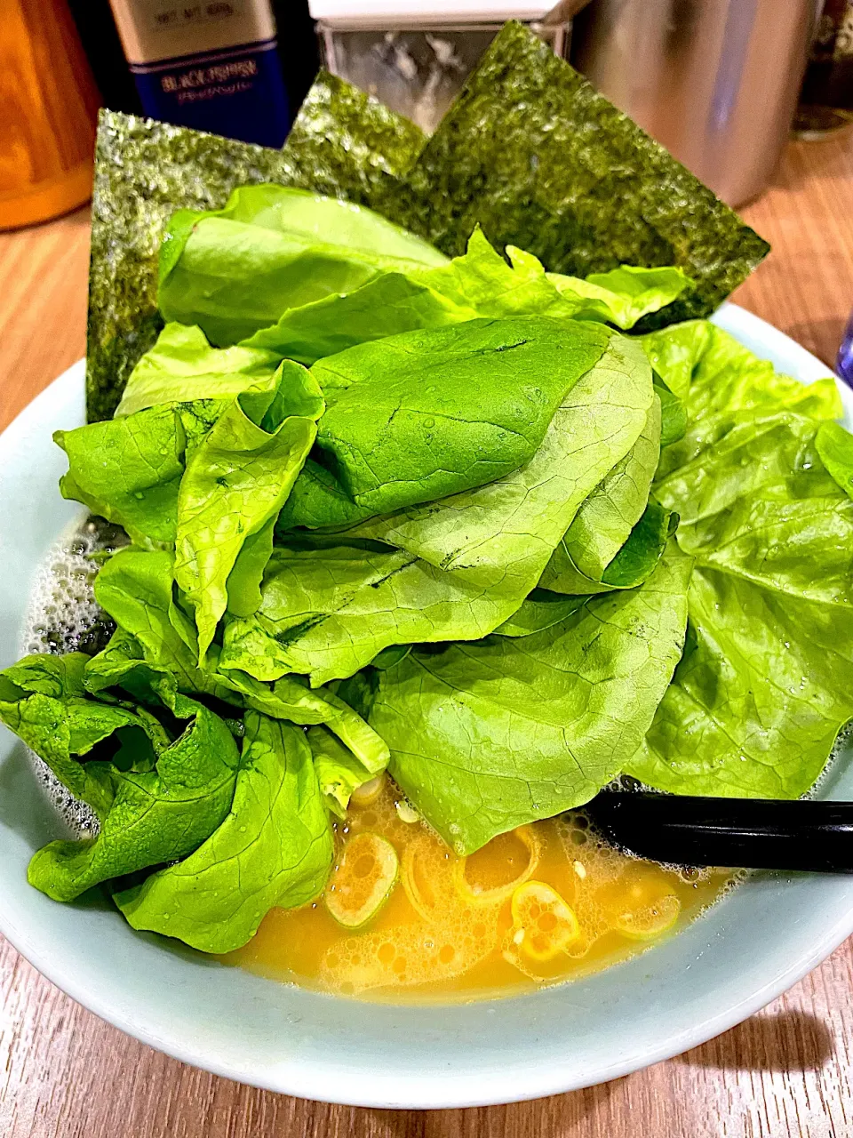 千家のサラダ菜ラーメンわかめトッピング＠横浜 根岸|小池 康裕さん