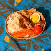 Snapdishの料理写真:豚照り焼きのお弁当（2023/12/22）|ごんさん