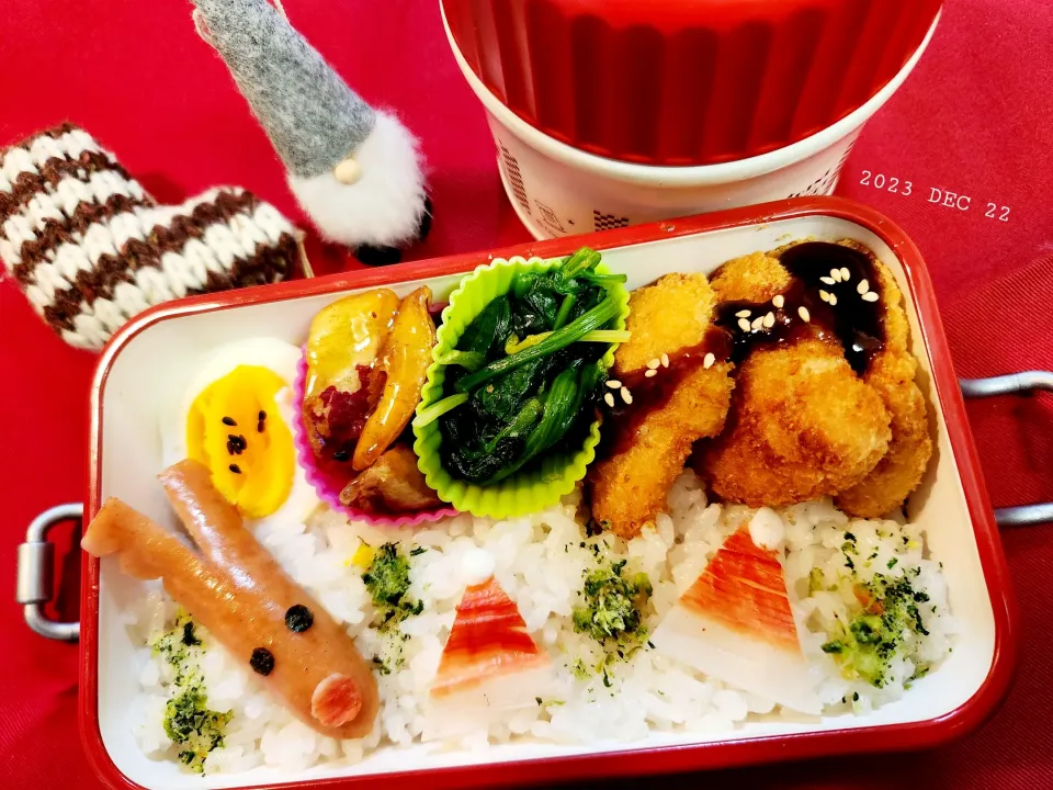 Snapdishの料理写真:JK弁当１３１～クリスマス弁当✨🎄✨|かのりさん