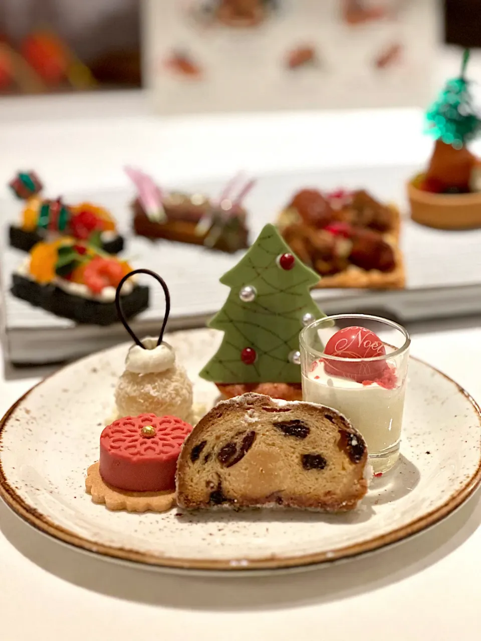 Snapdishの料理写真:Christmas Afternoon Tea- ̗̀🎄  ̖́-|T’s lanaiさん