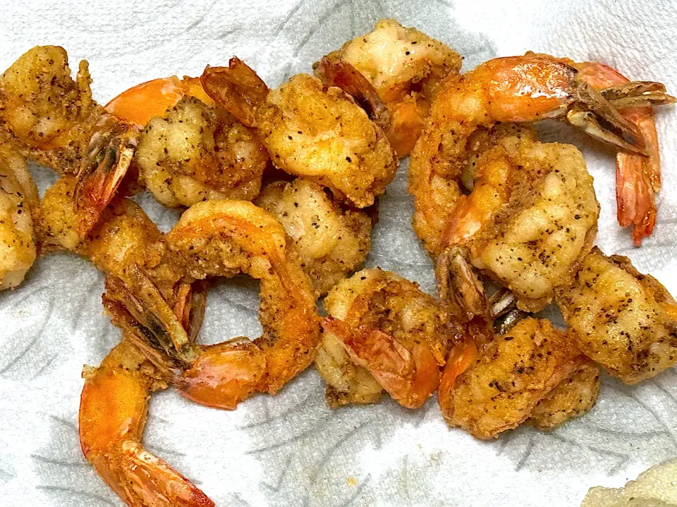 Crispy shrimps|yeni kartikasariさん