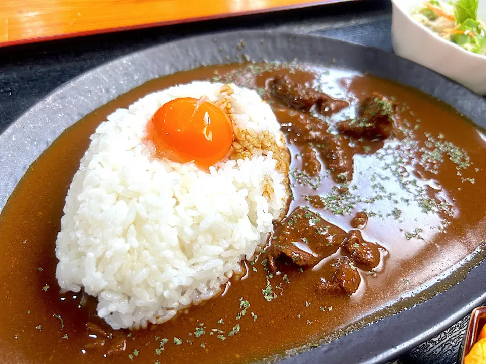 牛すじカレー|ぶりっとさん