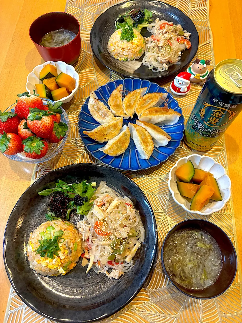 Snapdishの料理写真:🍴𓈒𓂂𓏸鮭チャーハンとチャプチェ|あみかさん