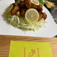 Snapdishの料理写真:フライドチキンにレモンがおじゃまします|J-cookingさん