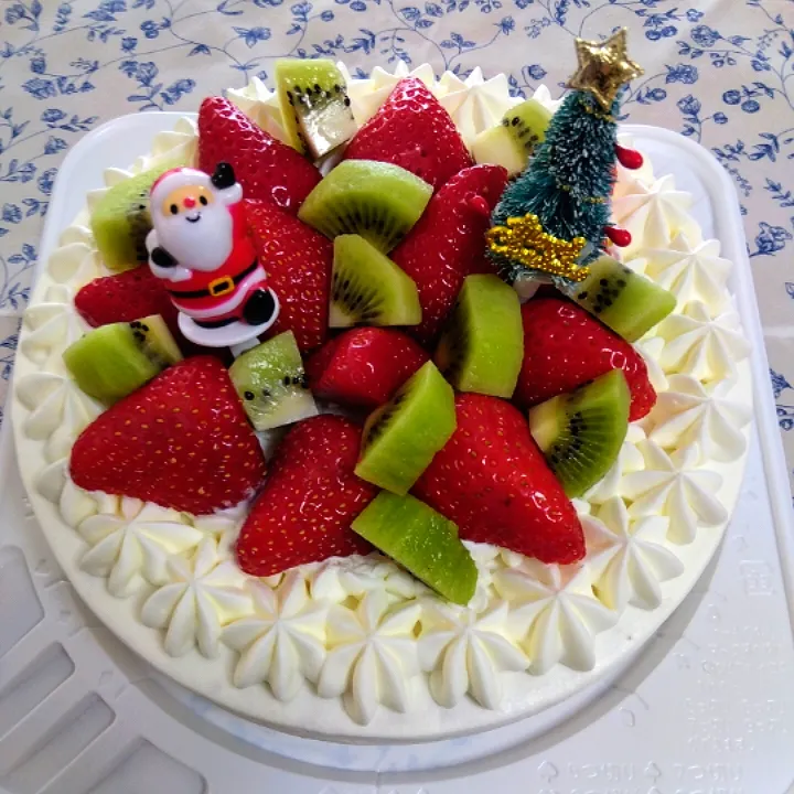 クリスマスケーキ🥳🎄💕|m.rafuさん