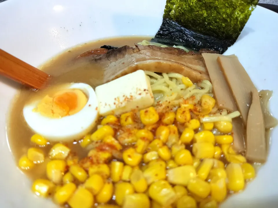 味噌コーンラーメン|つるぎだけさん