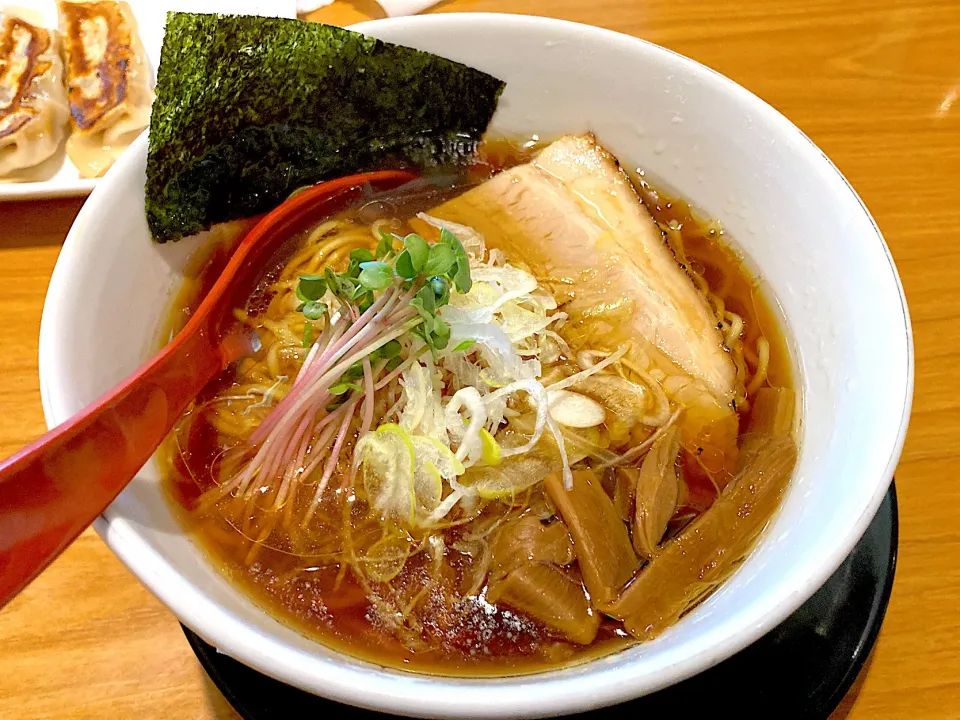 燕　醤油ラーメン|マチママさん