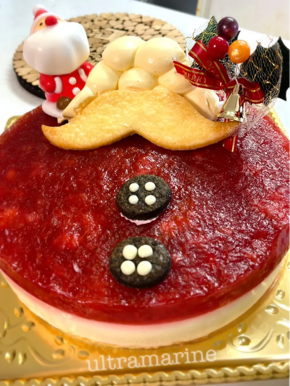 ＊クリスマスのサンタケーキ（苺レアチーズムース）＊|ultramarineさん